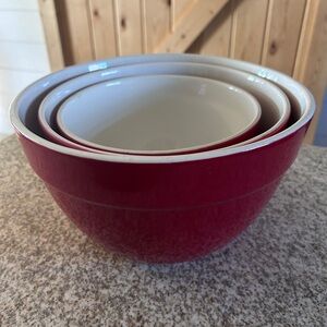 Red mixing bowls
